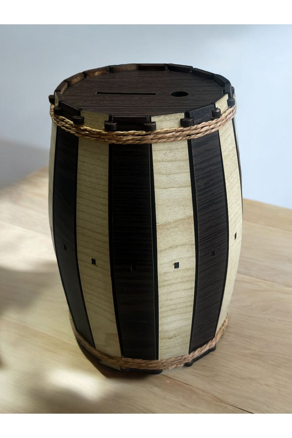 Dekoratif Hediyelik Anahtarlı Ahşap Fıçı Kumbara 20x14 cm